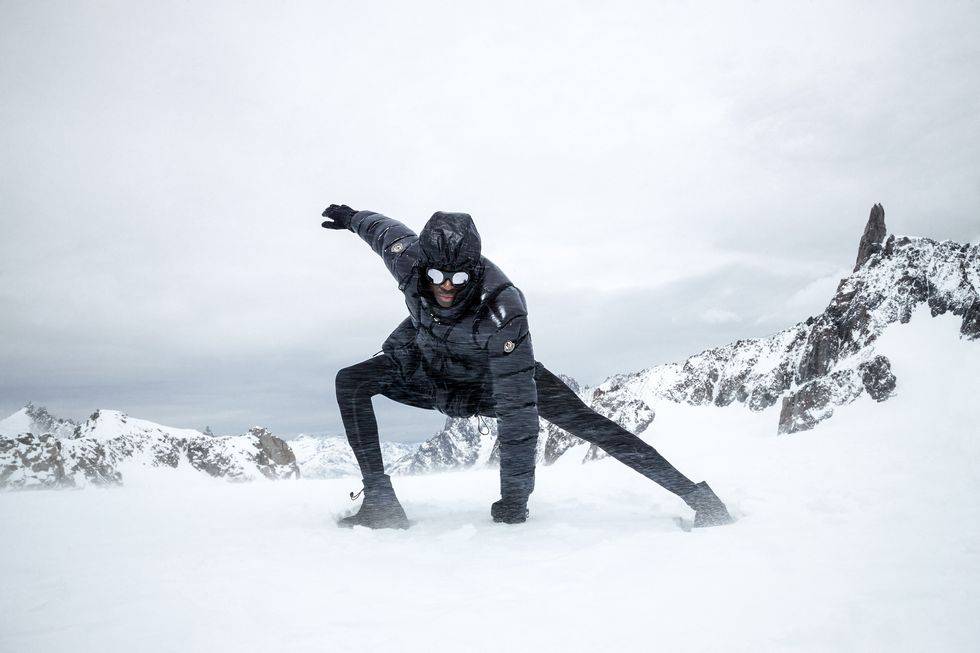 みなみ@プロフ必読‼️MONCLER ジーニアス1017 ALYX 9SM Moncler Launches '6 Moncler 1017 Alyx 9SM' Collection | The