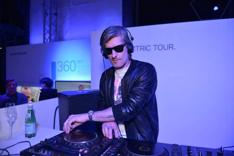  - BMWi Tour ‘Born Electric’