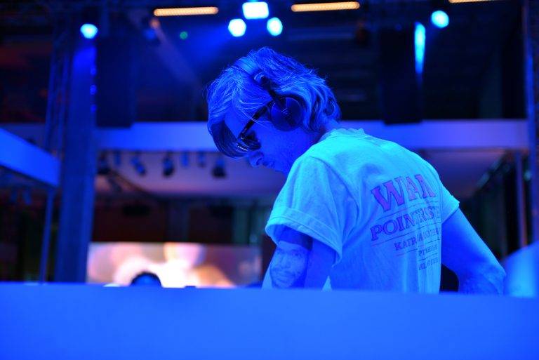  - BMWi Tour ‘Born Electric’