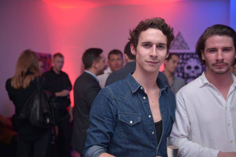  - Présentation Noir Basic