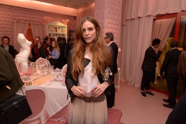  - Inauguration de la pâtisserie-boudoir de Zahia Dehar