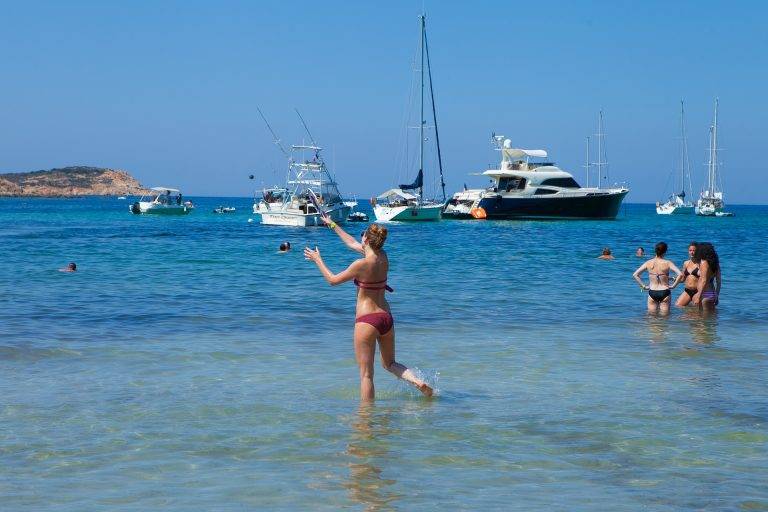 La Plage Schweppes à Calvi : Day 1