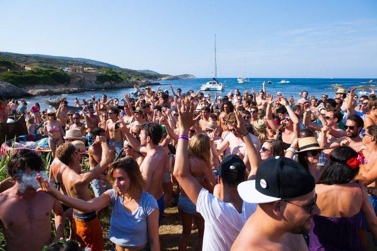 La plage Schweppes à Calvi – Day 4