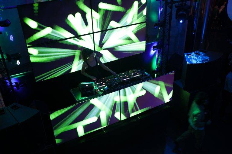 Carlsberg x 2manydjs party