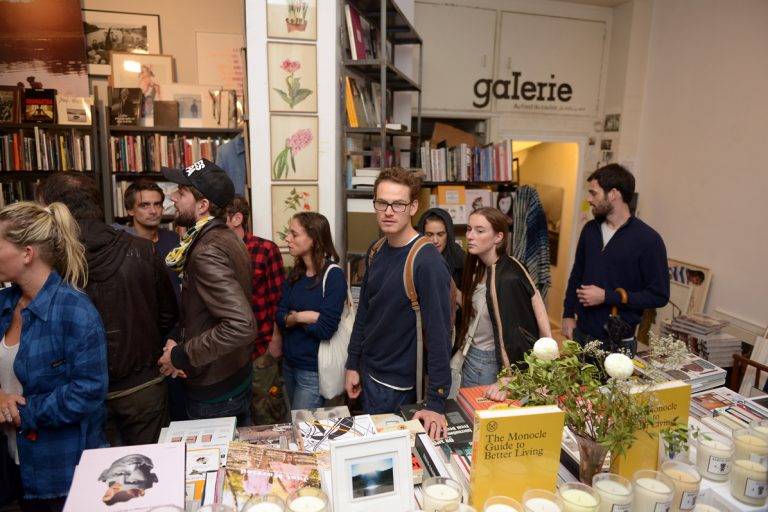 Signature du livre Woo! de Juergen Teller