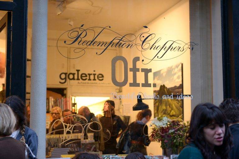 Signature du livre Woo! de Juergen Teller