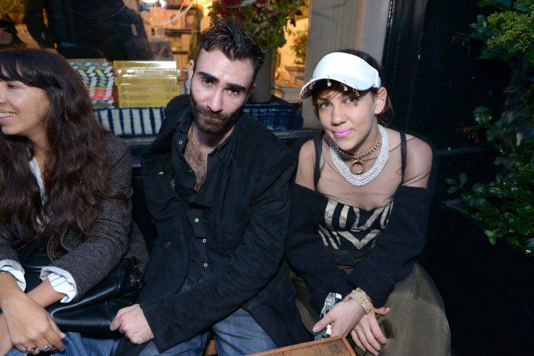  - Signature du livre Woo! de Juergen Teller