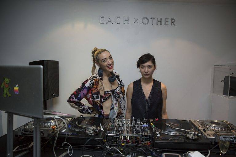  - EACH X OTHER ‘ART MEETS FASHION’ PRESENTATION