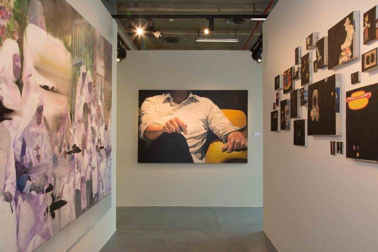 OFFLINE Galerie Nicolas Hugo, Rofaïda Zaïd Gallery et Artsper