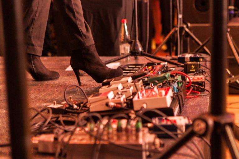 Paris Première fête les 10 ans de ‘Ça Balance à Paris’