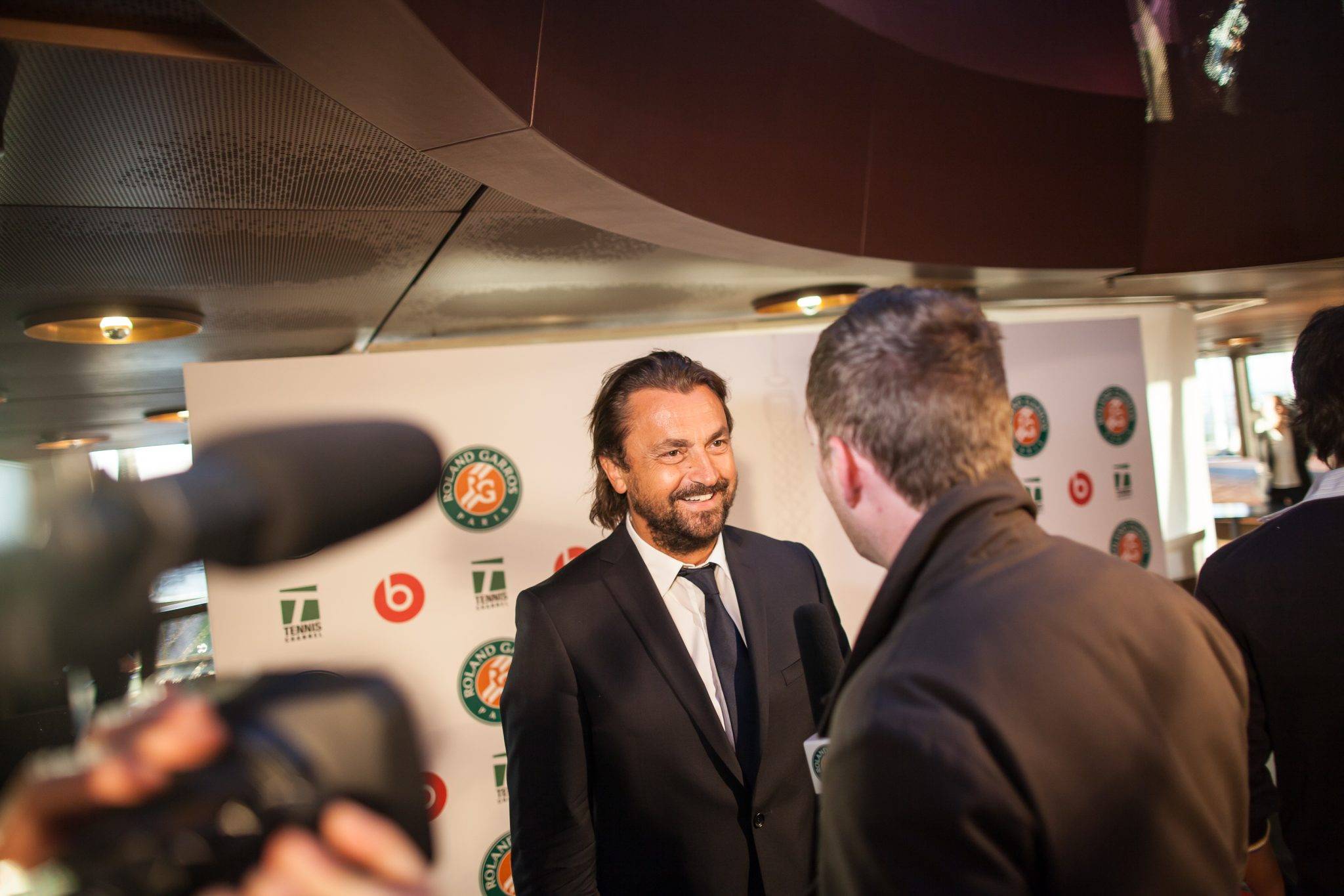  - Beats X Roland Garros