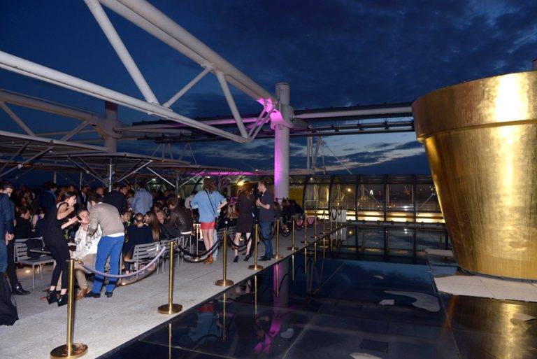 L’Amour à la Plage ! by BonjourBonjour