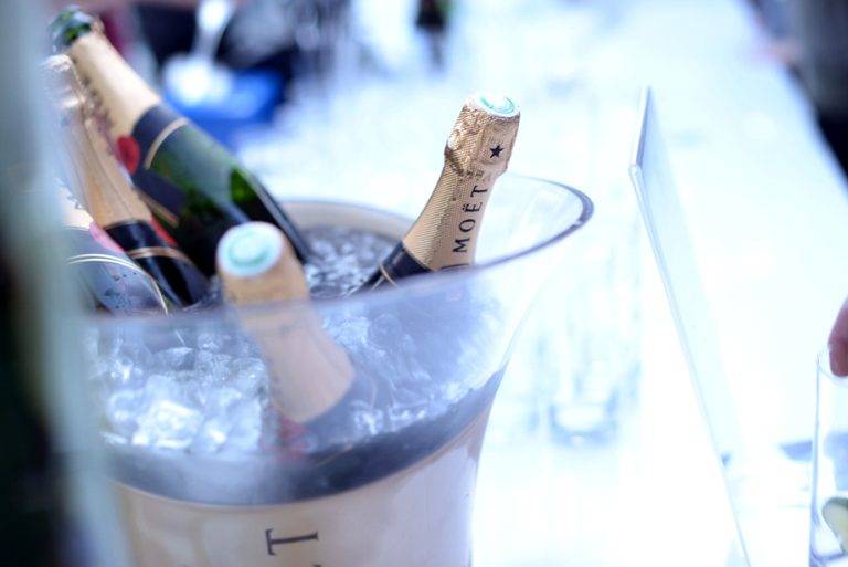 L’Amour à la Plage ! by BonjourBonjour