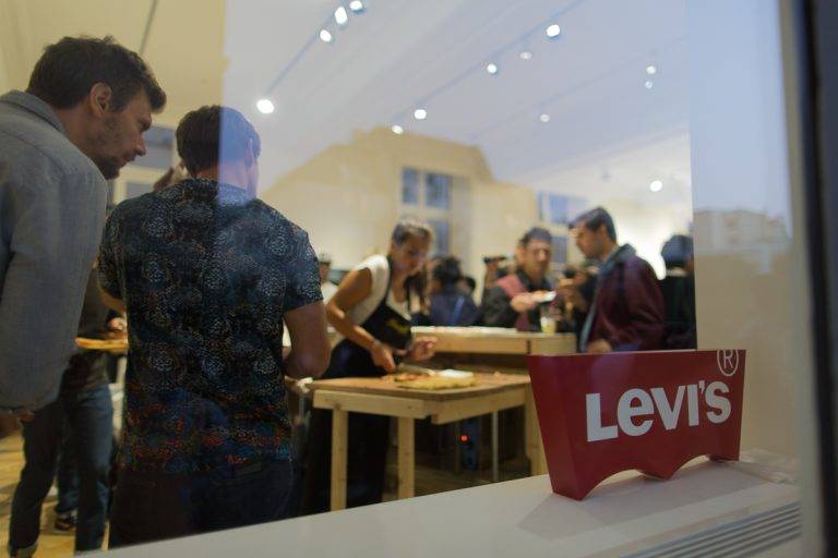 Live in Levi’s party