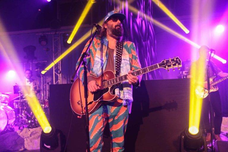  - Unbottle Yourself avec Sébastien Tellier, Inès Mélia et The Magician