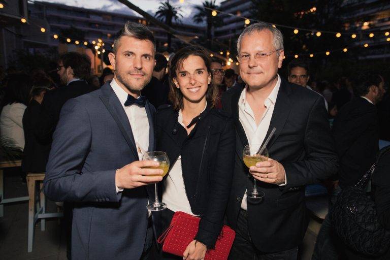  - La Chambre Noire by We are from L.A w/ Singtank