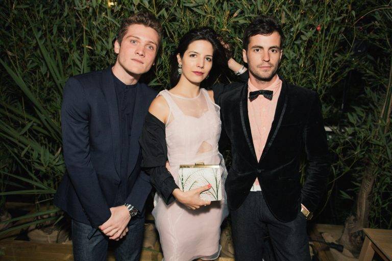  - La Chambre Noire by We are from L.A w/ Singtank