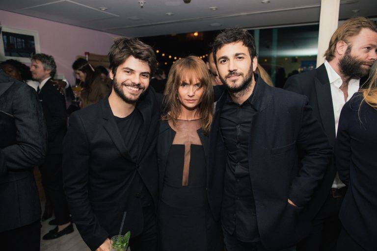  - La Chambre Noire by We are from L.A w/ Singtank