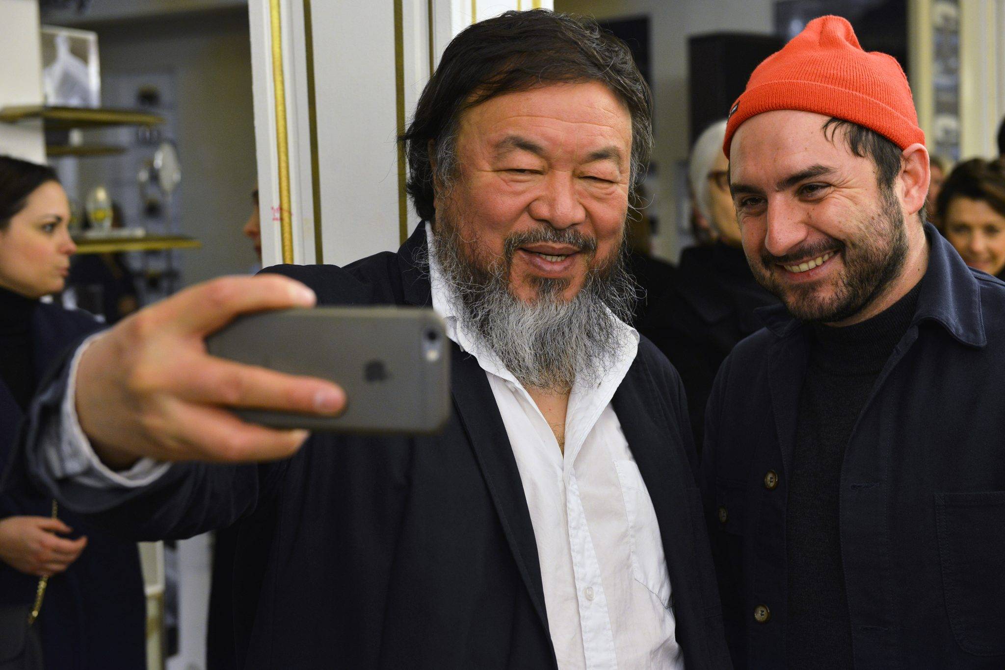  - Le vernissage de l’exposition  » Er Xi » de Ai WeiWei