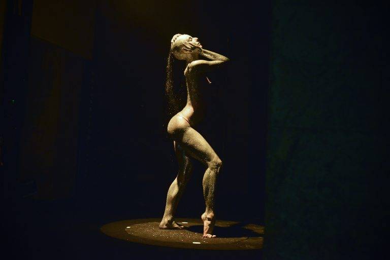 Vernissage de la création CharlieWood, de Charlie le Mindu