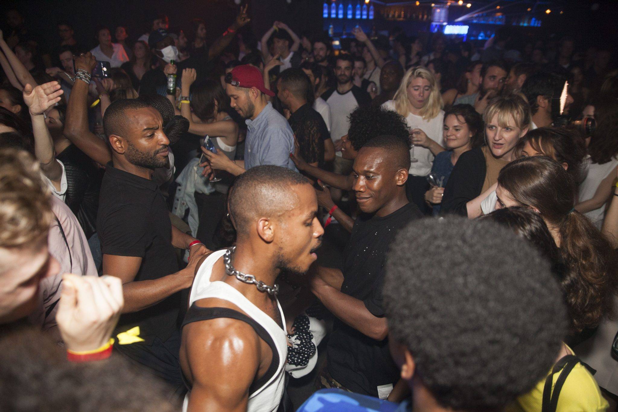  - Eleven Paris célèbre la fashion week w/ Shola Ama, Craig David et Doc Gynéco