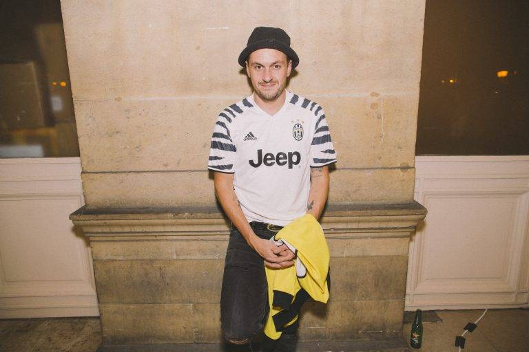  - Adidas illumine le Palais Brongniart avec Stadium of lights