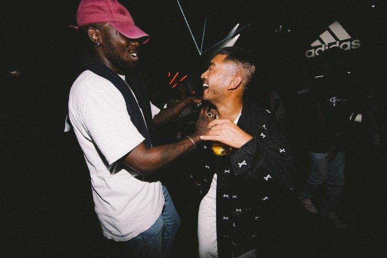 Adidas illumine le Palais Brongniart avec Stadium of lights