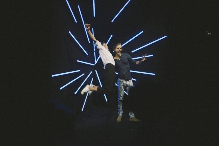 Adidas illumine le Palais Brongniart avec Stadium of lights