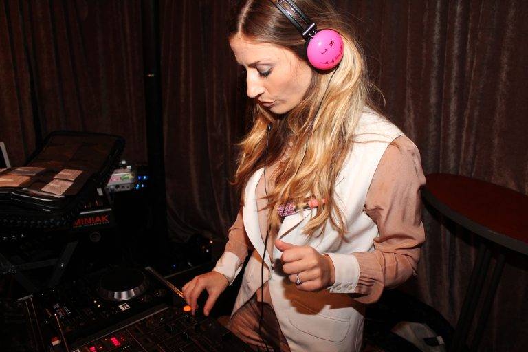  - Cocktail Dedicate Magazine