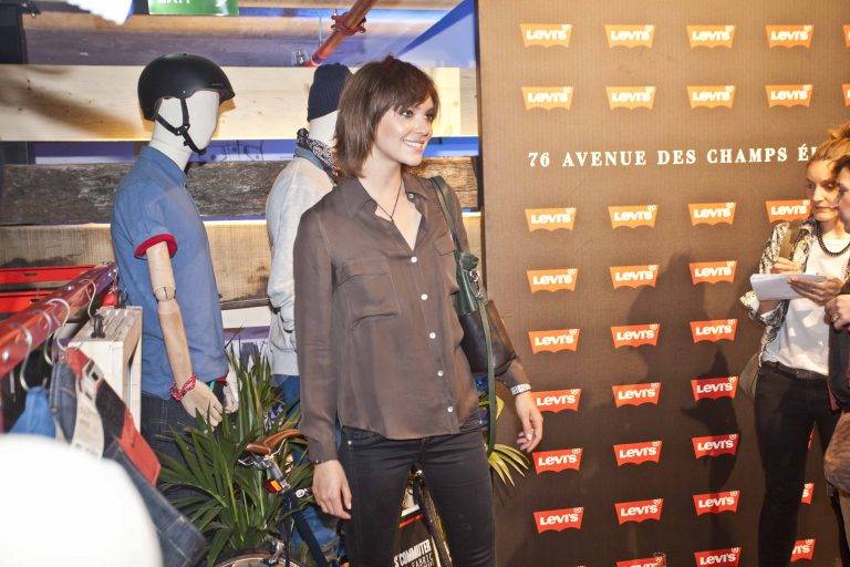  - Opening Levi’s store