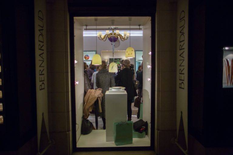Jeff Koons signature for Bernardaud