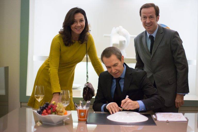  - Jeff Koons signature for Bernardaud