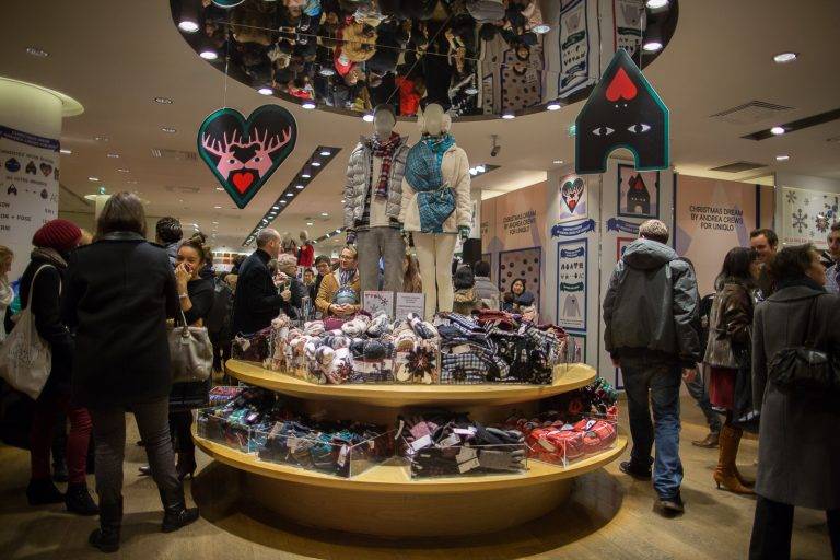 Shopping privé Uniqlo x Andrea Crews