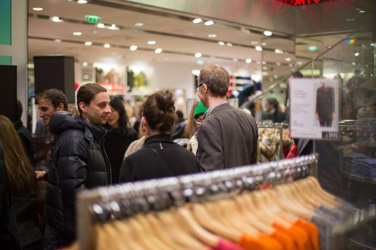  - Shopping privé Uniqlo x Andrea Crews