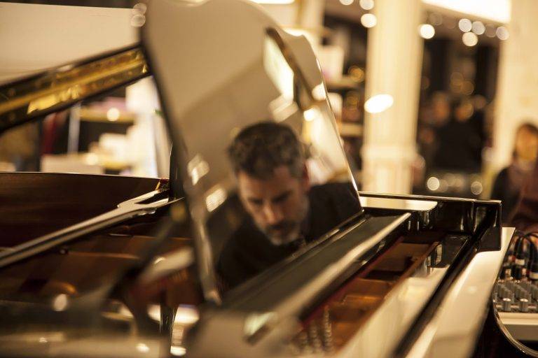  - Le Noël du Bon Marché