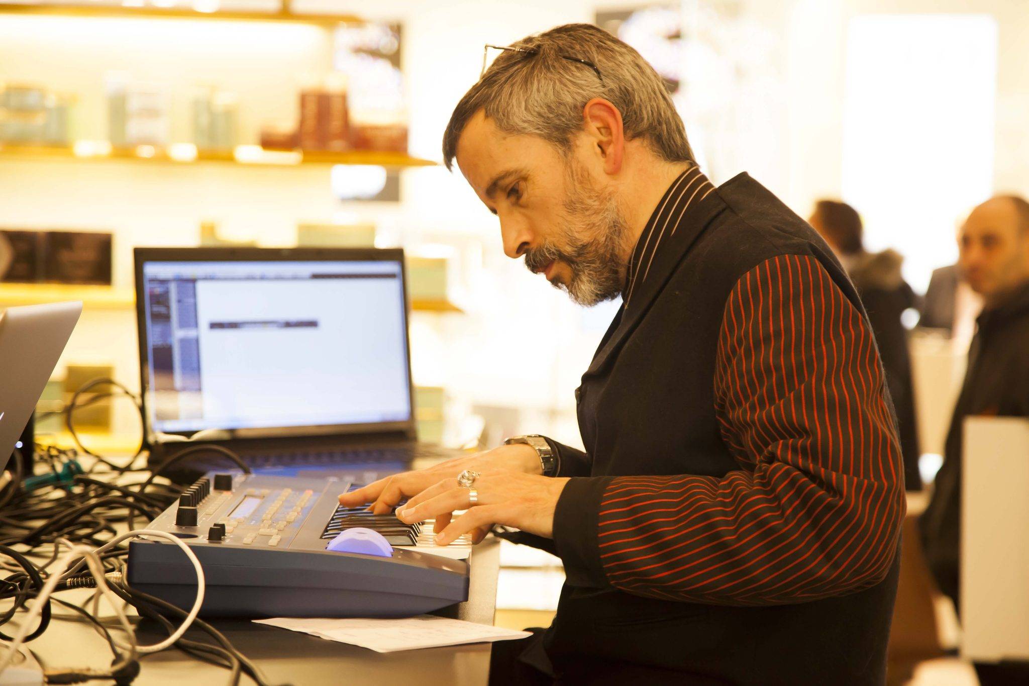  - Le Noël du Bon Marché