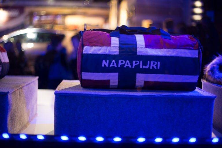 Lancement du pop-up store Peugeot 3008 x Napapijri