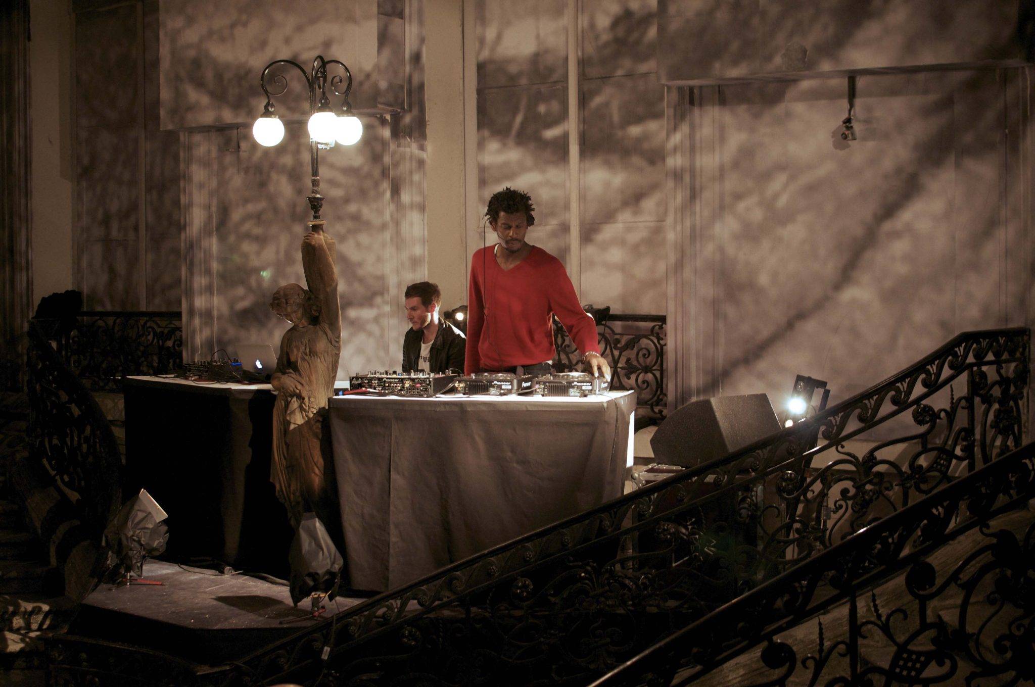  - Vernissage JR « Encrages » / Live Massive Attack