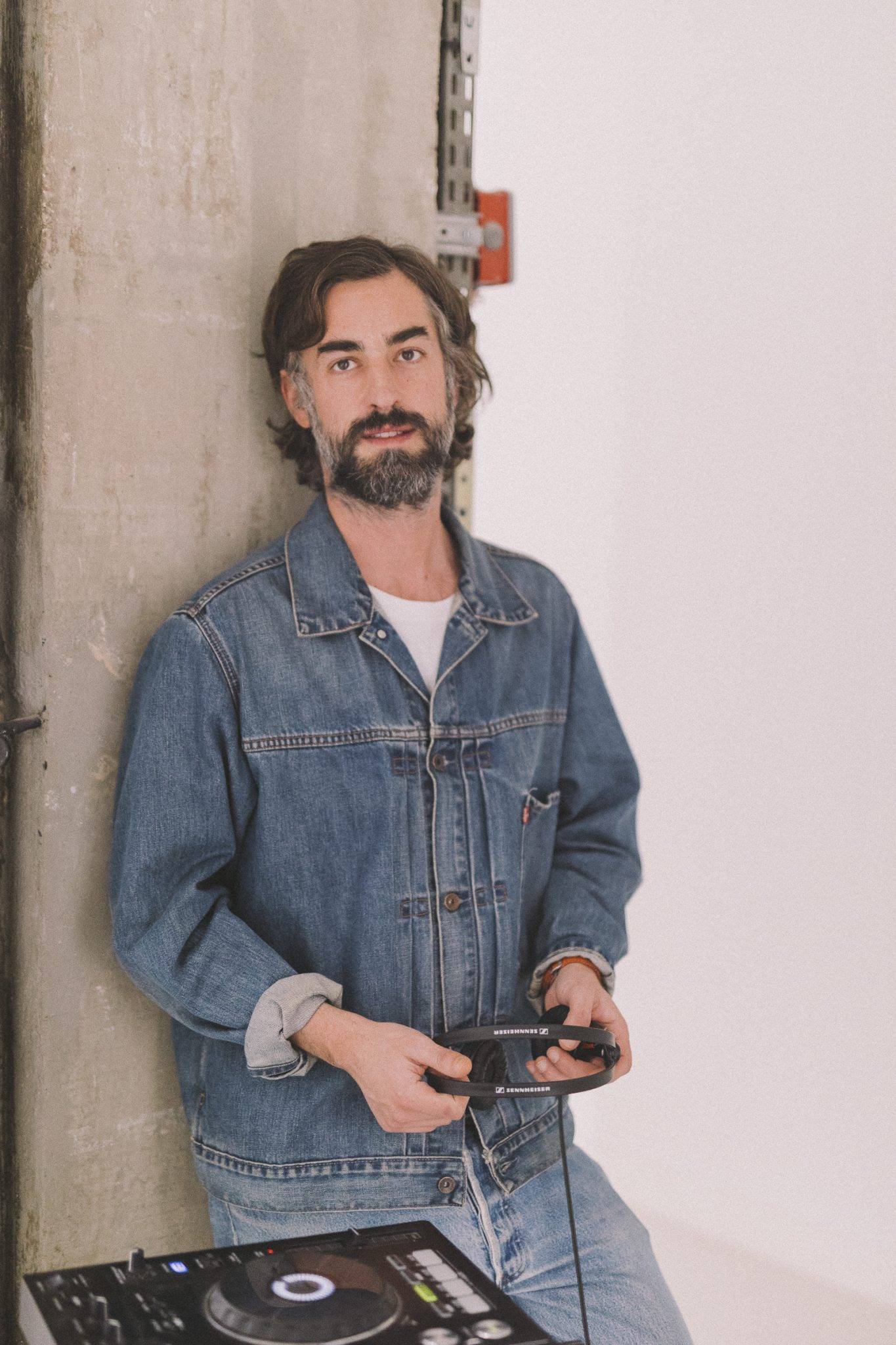  - « L’Élégance Engagée », M/B. met en scène la collection printemps-été Galeries Lafayette par Laetitia Ivanez