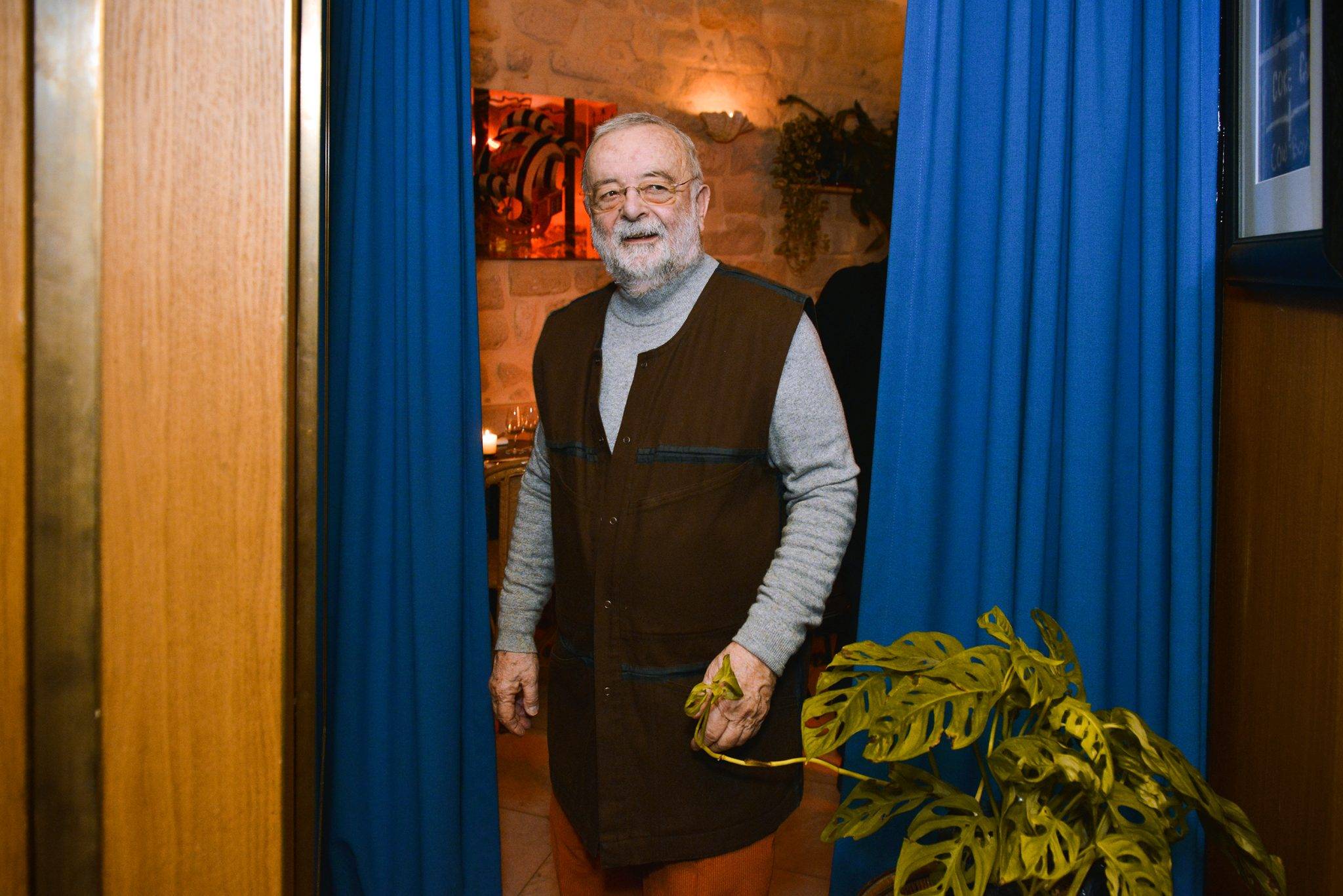  - L’hôtel Grand Amour et la galerie Perrotin nous invitent dans la chambre de Claude Rutault