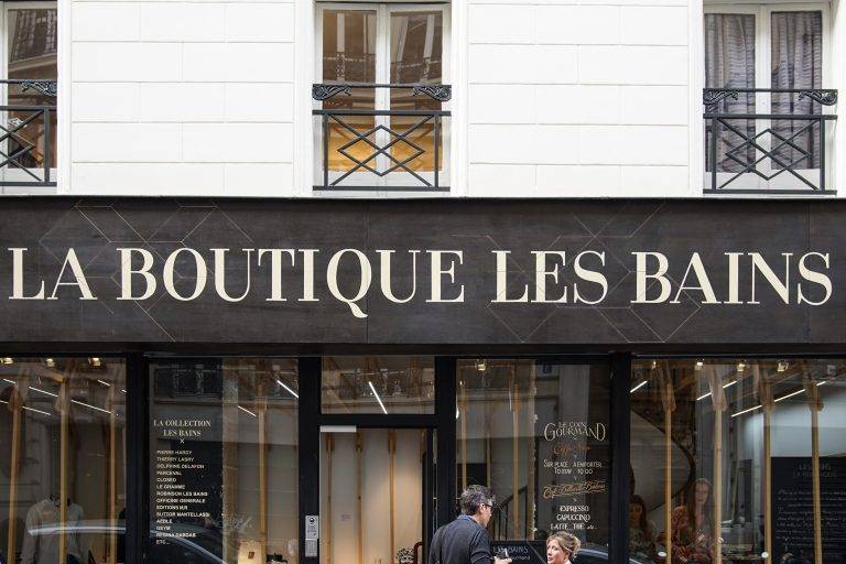 Marie Gas annonce les beaux jours avec sa collaboration By Marie x Les Bains