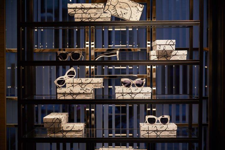 Max Mara à travers les yeux de Shantell Martin