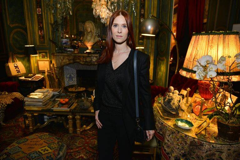  - Isabelle d’Ornano ouvre les portes de son appartement à Quentin Jones