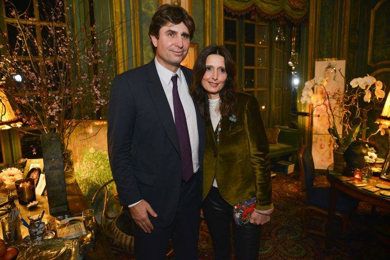  - Isabelle d’Ornano ouvre les portes de son appartement à Quentin Jones