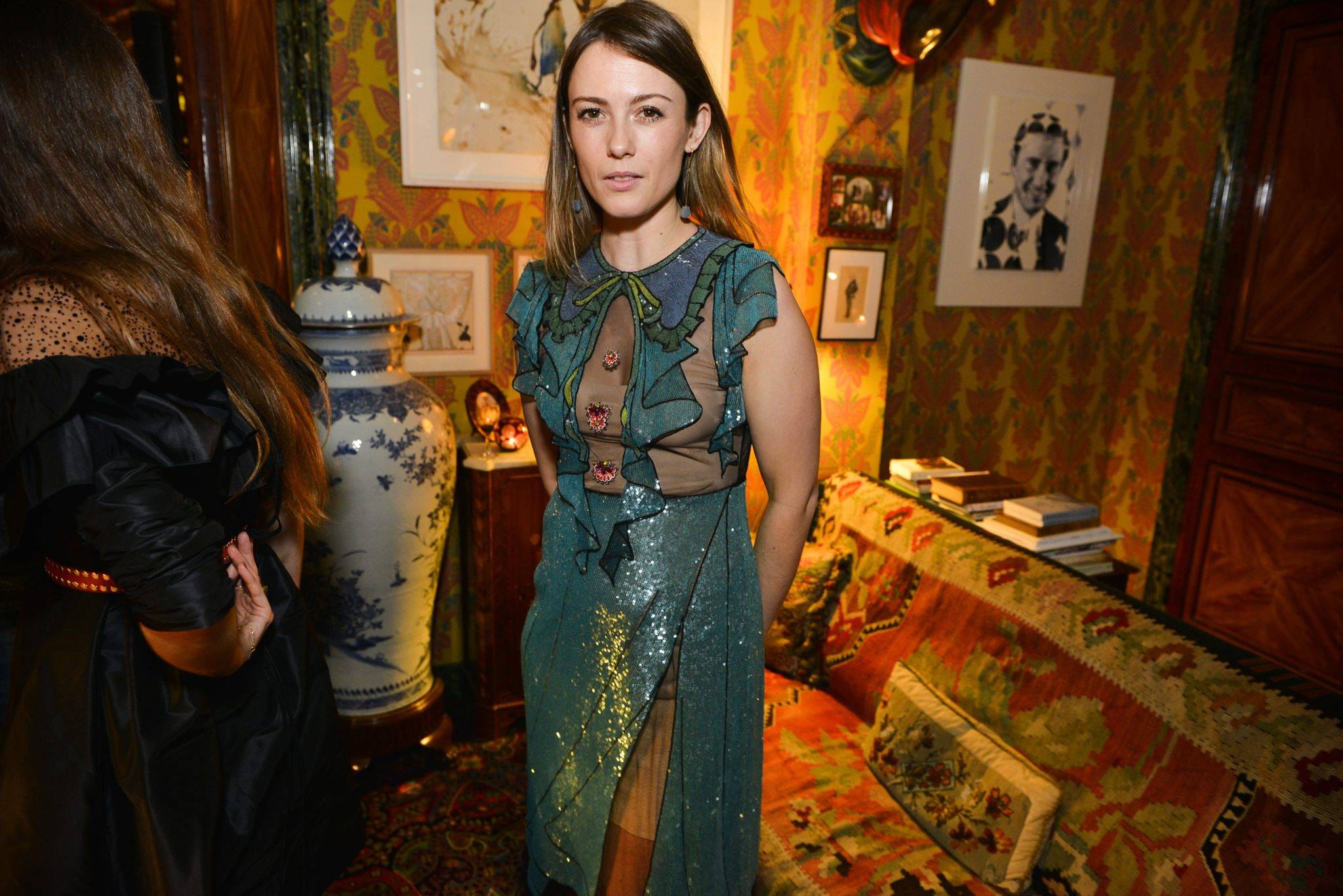  - Isabelle d’Ornano ouvre les portes de son appartement à Quentin Jones