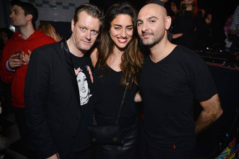  - Grace Hartzel et Hayett McCarthy passent des podiums aux platines pour la soirée Linda Farrow