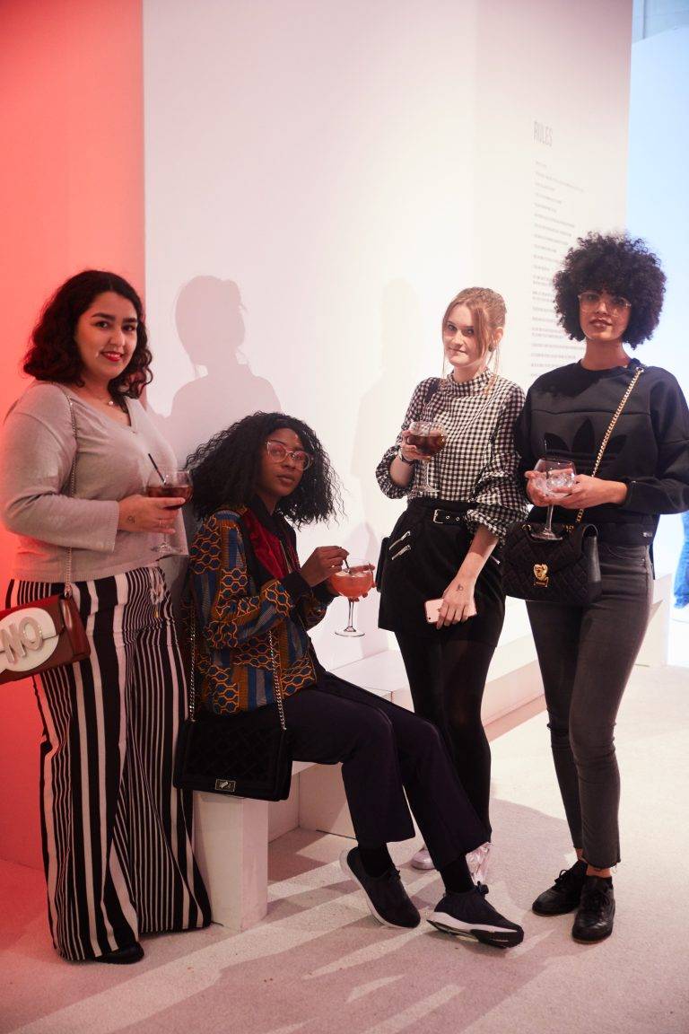  - Buller en bonne compagnie au Beach Bar de Coca-Cola x colette