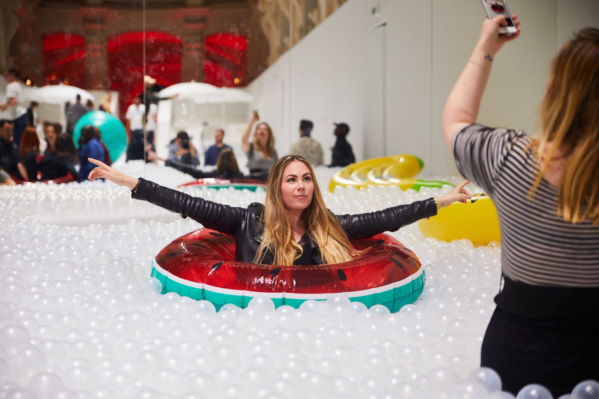  - In good company at Coca-Cola Beach Bar x colette