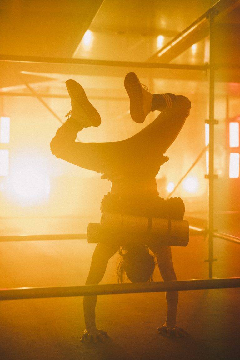 Dans les anciens locaux de Libération, Adidas arrête le temps pour ses nouvelles NMD