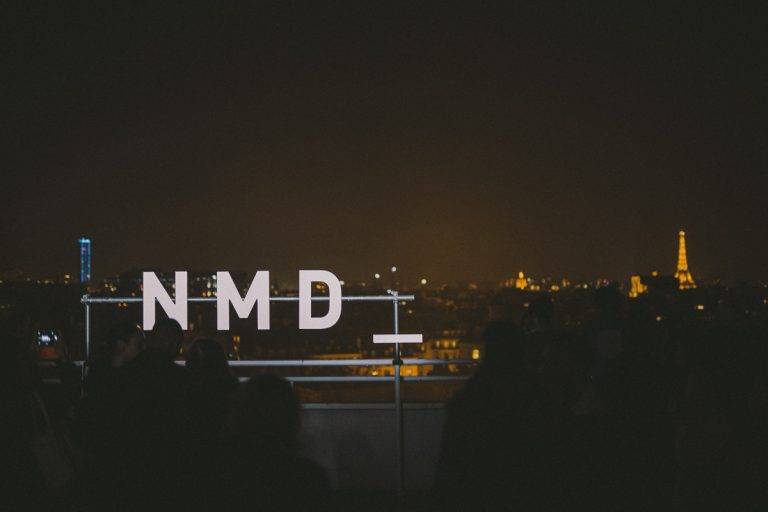 Dans les anciens locaux de Libération, Adidas arrête le temps pour ses nouvelles NMD